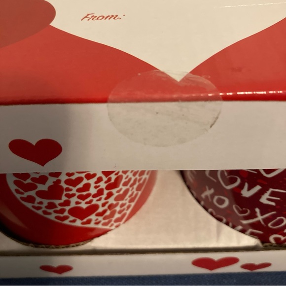 FLOMO Valentines Day Mug Set of Two Red with White Heart and Love Design - Picture 11 of 12